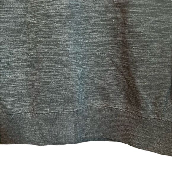 Champion‎ grey crew neck  sweater. Size small - Picture 7 of 8